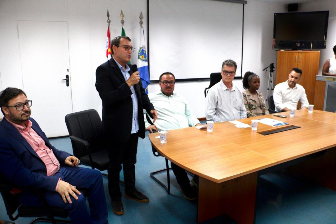 Foto 2 de 4 — Após apoio do MDB, Lapena empossa Gerson da Farmácia como secretário de Desenvolvimento Econômico de Araraquara